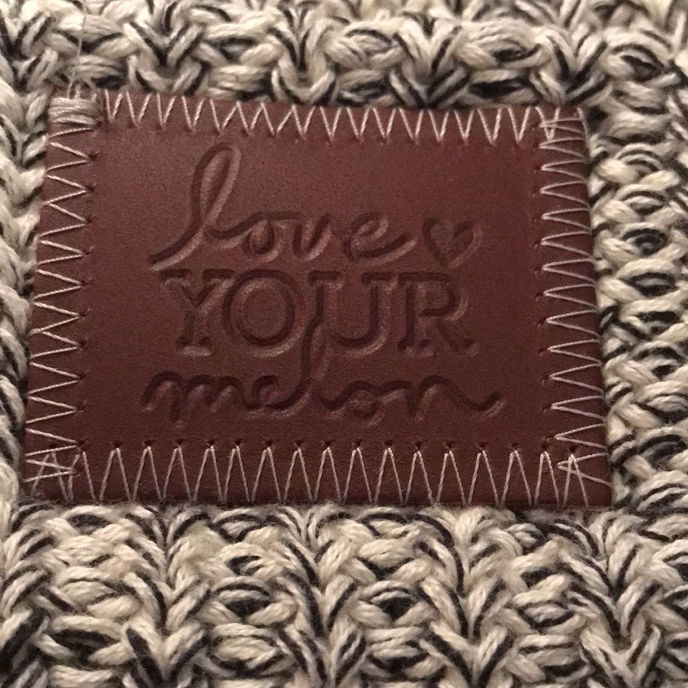 EUC Love Your Melon Beanie - Picture 3 of 6